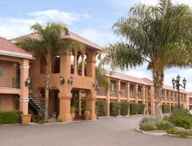 Merced Inn & Suites Kültér fotó