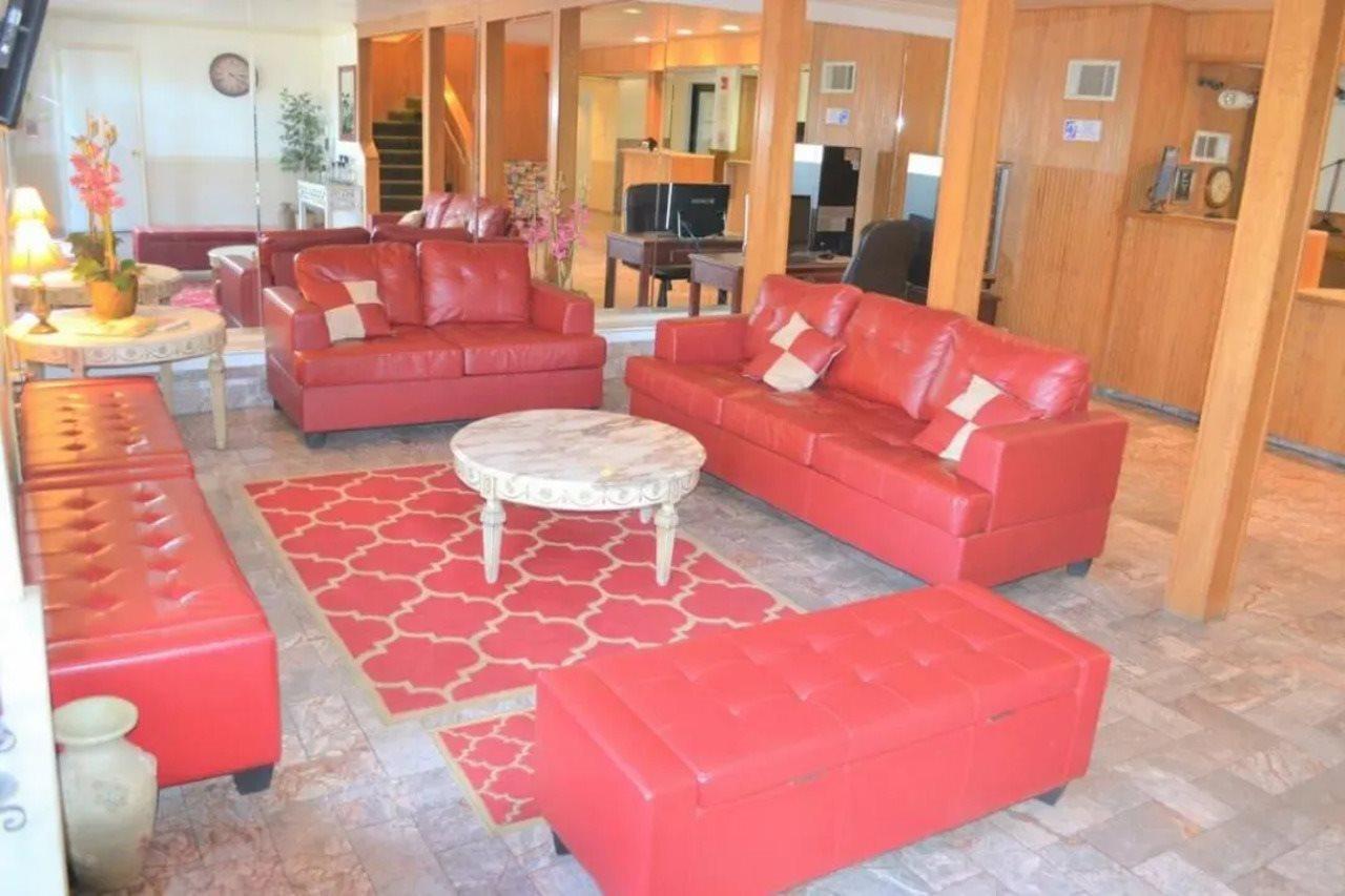 Merced Inn & Suites Kültér fotó